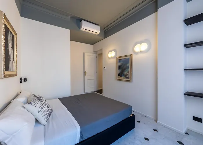 아파트 Gisella 2 Bedrooms In The Centre 제노바
