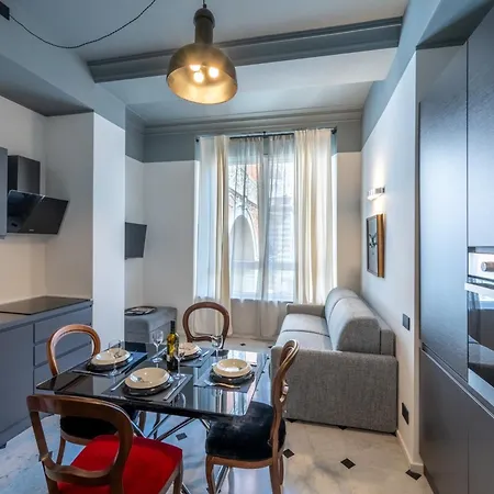 Gisella 2 Bedrooms In The Centre Genoa