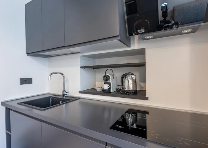 Gisella 2 Bedrooms In The Centre *